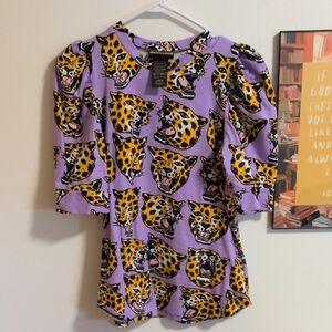 Nooworks Puff Top Purple Cheetah Head Size L P2P: 19in Shoul2hem: 23.5